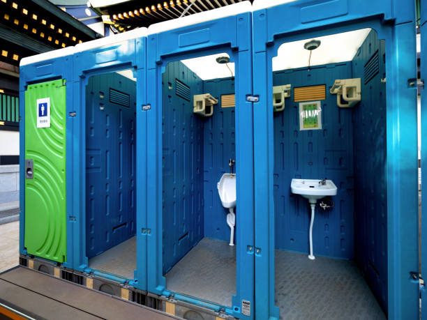 Best Portable bathroom rental  in Heyworth, IL